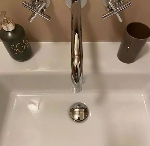 پانسیون B&b Fossatello Affittacamere