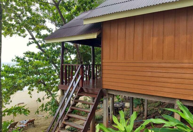 膳宿费 Kohjum Seafront Resort