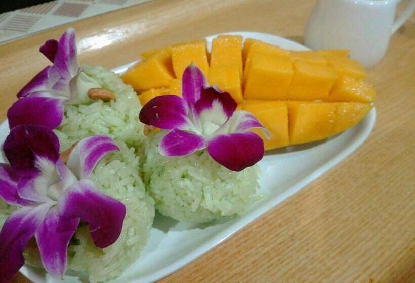 膳宿费 Kohjum Seafront Resort