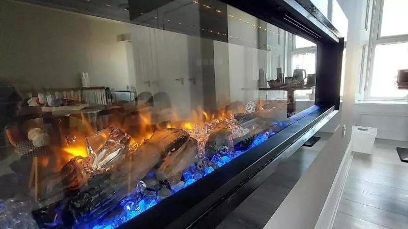 The Canalside B&b At The Auld Shebeen Bar