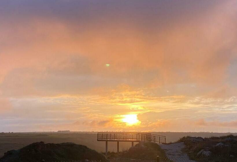 Albergue De Peregrinos Fuente Sidres