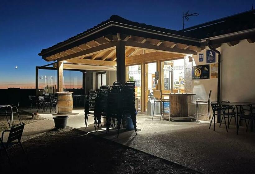 Albergue De Peregrinos Fuente Sidres