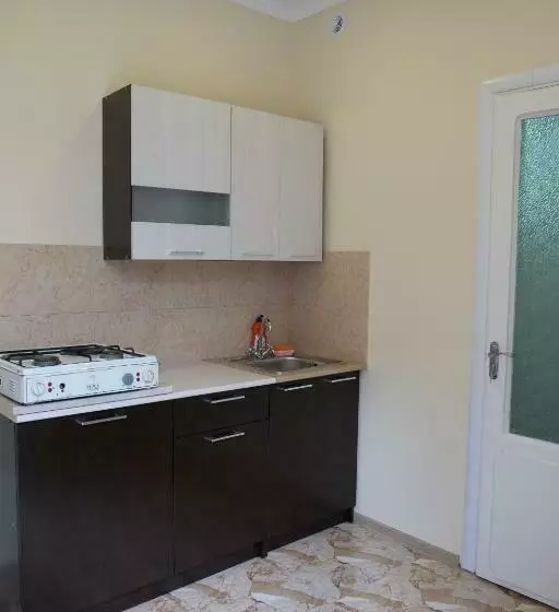 پانسیون Guest House Kumayri