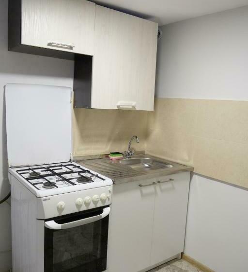 پانسیون Guest House Kumayri