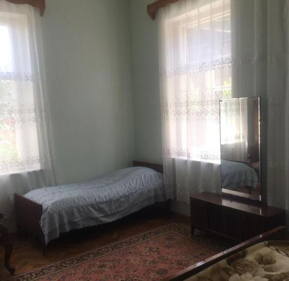 پانسیون Guest House Kumayri