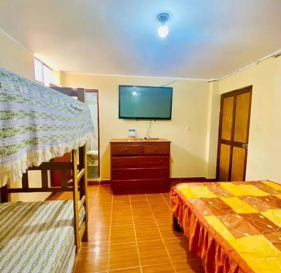 پانسیون Hospedaje Anais