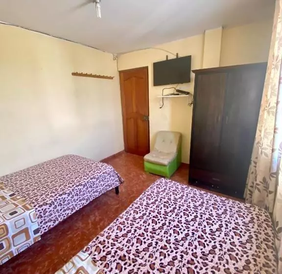 پانسیون Hospedaje Anais