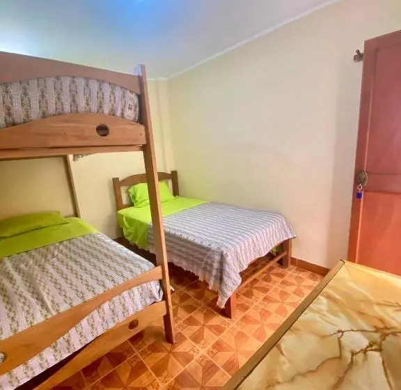 پانسیون Hospedaje Anais