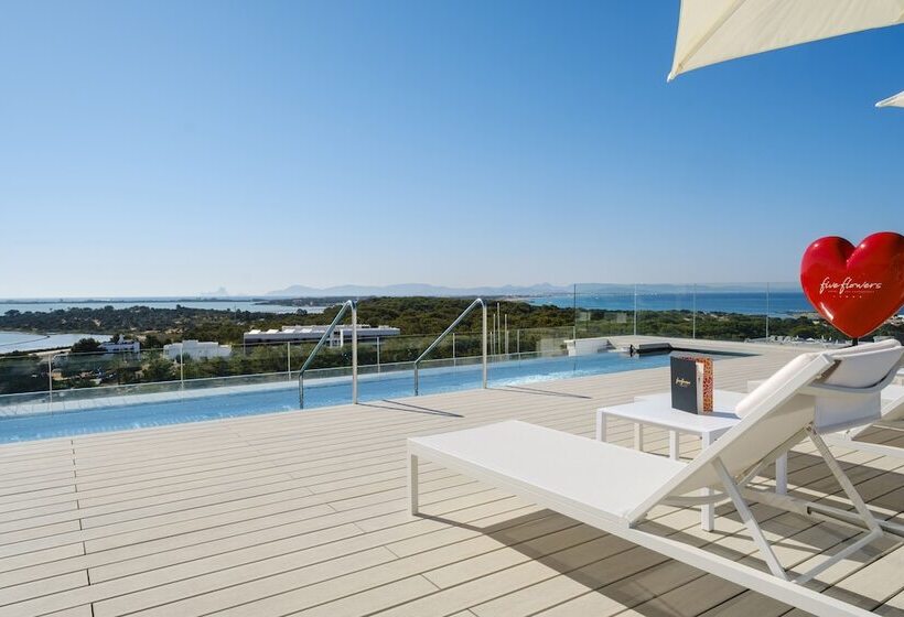Five Flowers Hotel Formentera, Meliá Collection