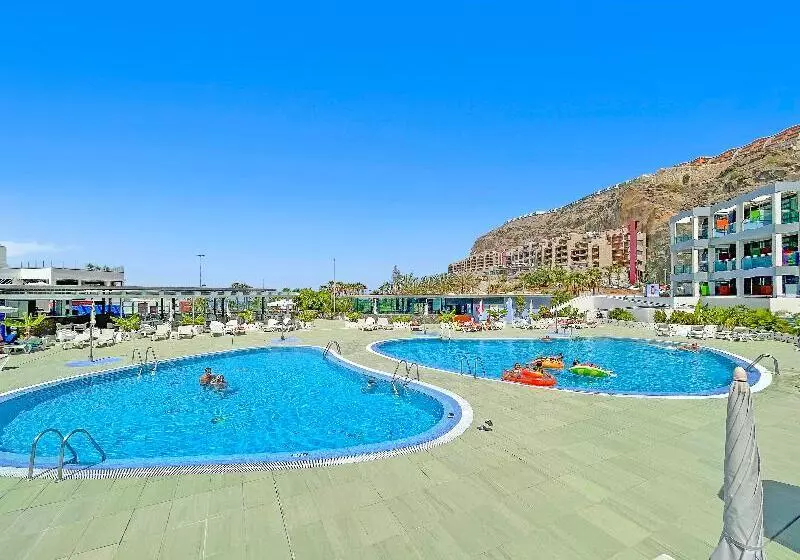 Apartamentos Gran Amadores