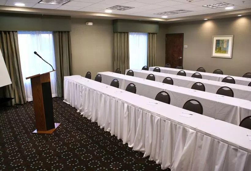 Hampton Inn & Suites Suisun City Waterfront