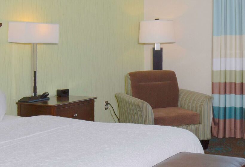 Hampton Inn & Suites Suisun City Waterfront