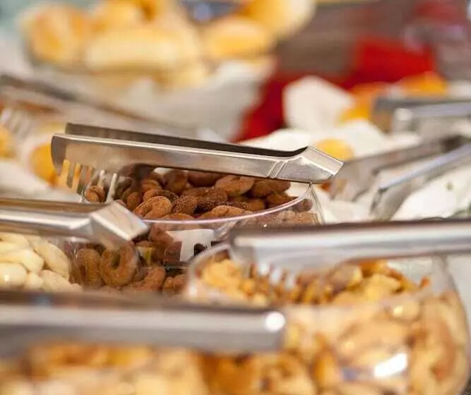 בית מלון כפרי Boulevard Plaza