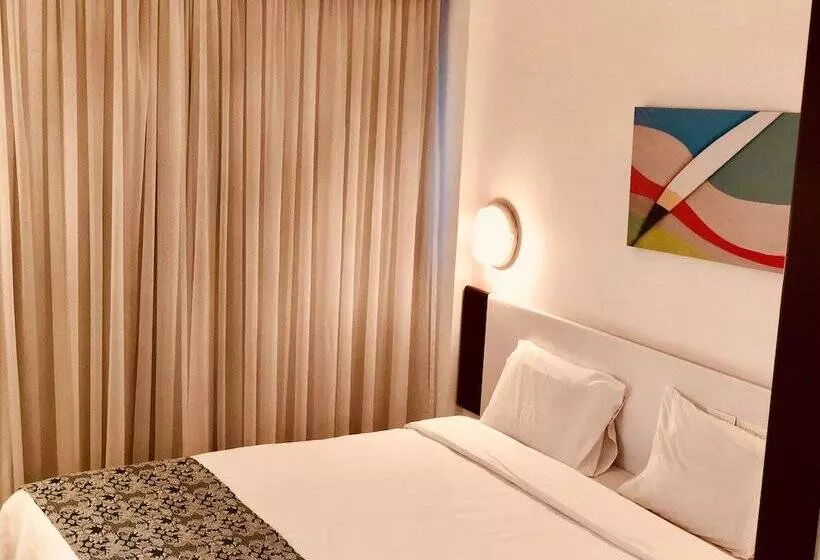 בית מלון כפרי Boulevard Plaza