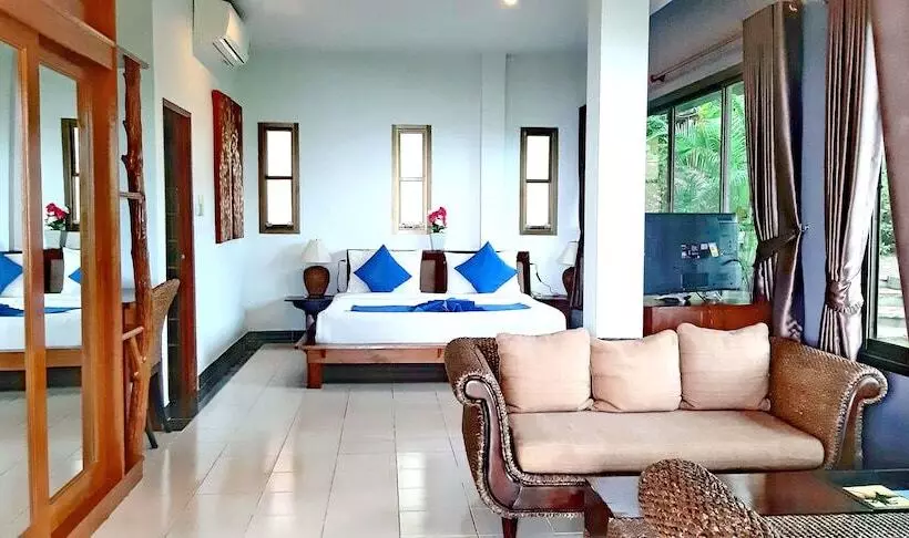 בית מלון כפרי Chaweng Bay View Resort