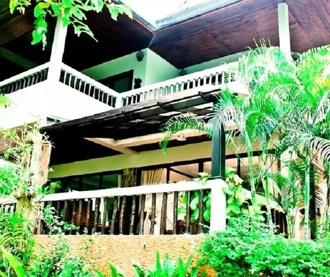 בית מלון כפרי Chaweng Bay View Resort