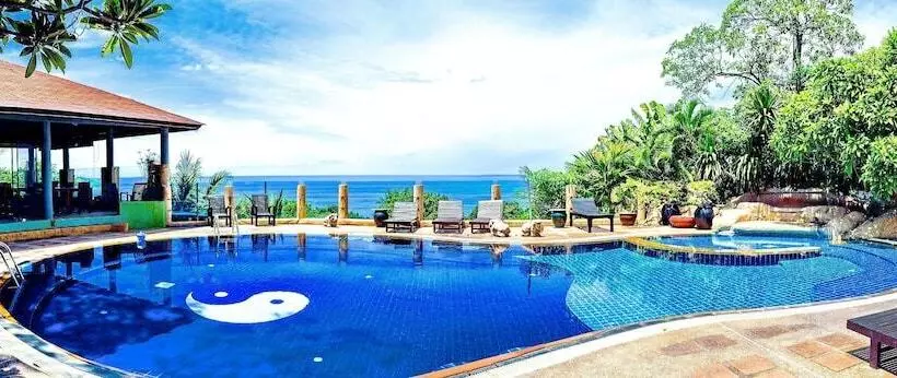 בית מלון כפרי Chaweng Bay View Resort