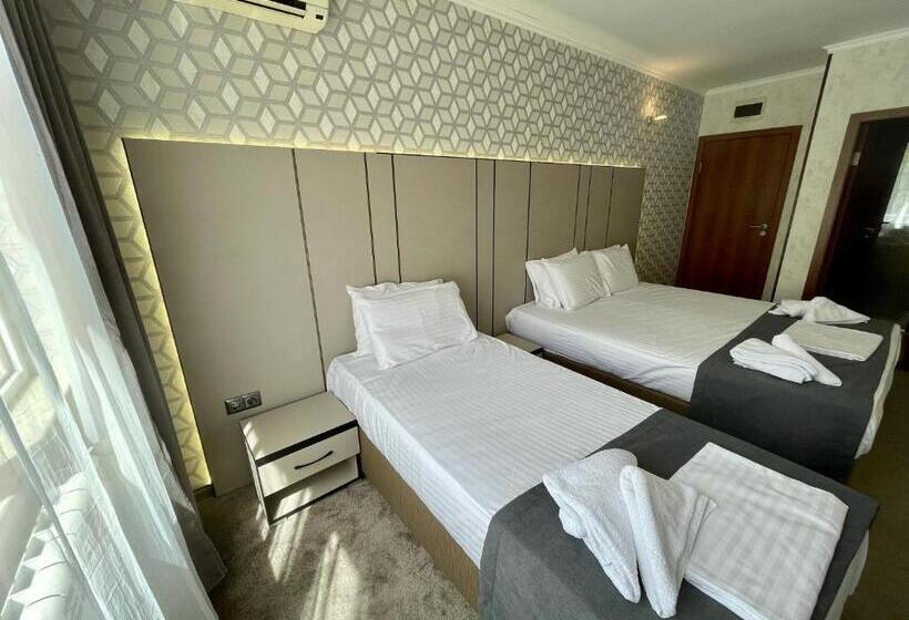 בית מלון כפרי Cosmos