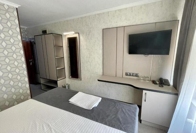 בית מלון כפרי Cosmos