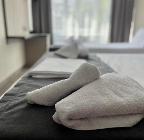 בית מלון כפרי Cosmos