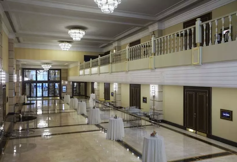 Otel Crowne Plaza Istanbul Asia, An Ihg