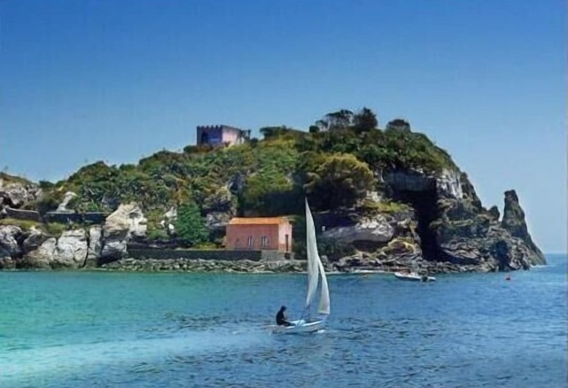 בית מלון כפרי Eden Riviera