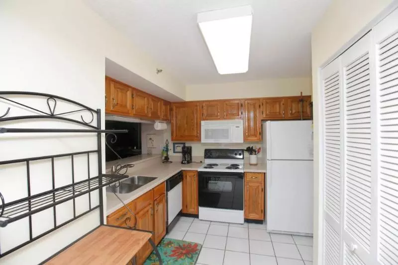 ホテル Emerald Towers 206  1784246