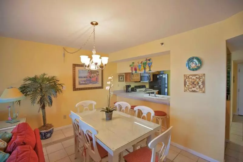 ホテル Emerald Towers 206  1784246