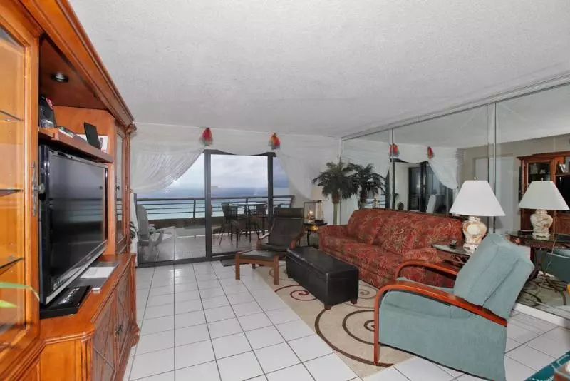 ホテル Emerald Towers 206  1784246