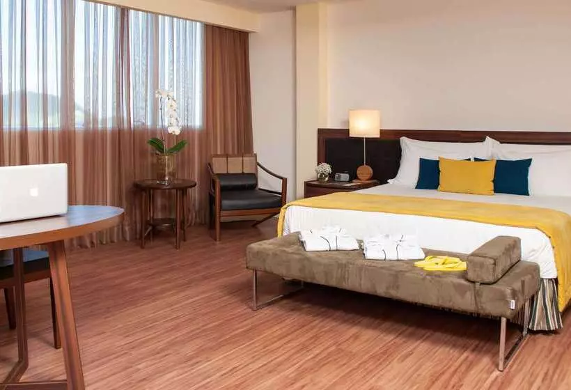 Hotel Golden Tulip Porto Vitoria