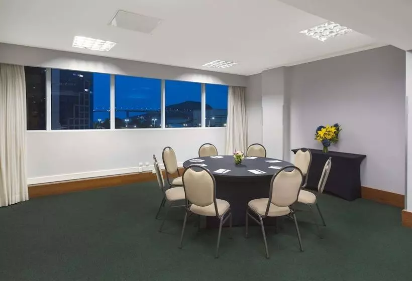 Hotel Golden Tulip Porto Vitoria