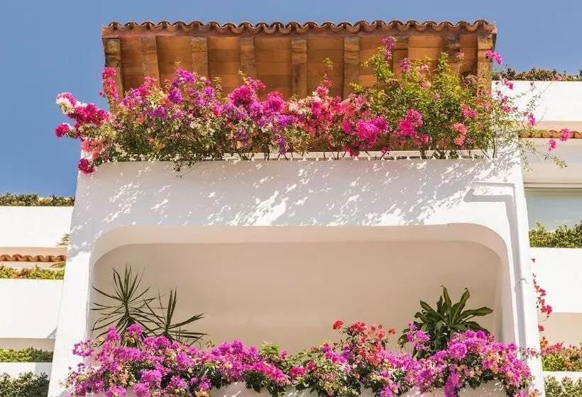 בית מלון כפרי Grand Miramar All Luxury Suites & Residences