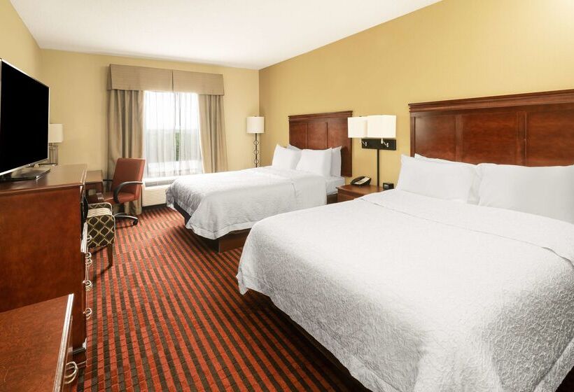 Отель Hampton Inn Covington, Ga