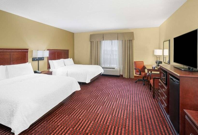 Отель Hampton Inn Covington, Ga