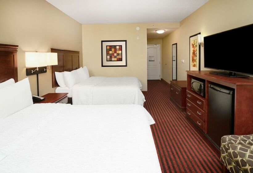 Отель Hampton Inn Covington, Ga