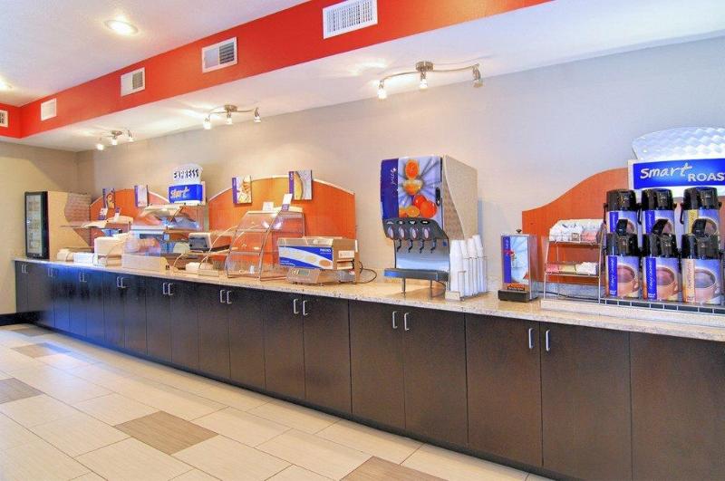 هتل Holiday Inn Express Destin E Commons Mall Area, An Ihg