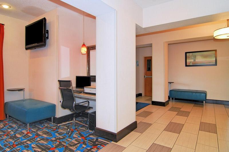 هتل Holiday Inn Express Destin E Commons Mall Area, An Ihg