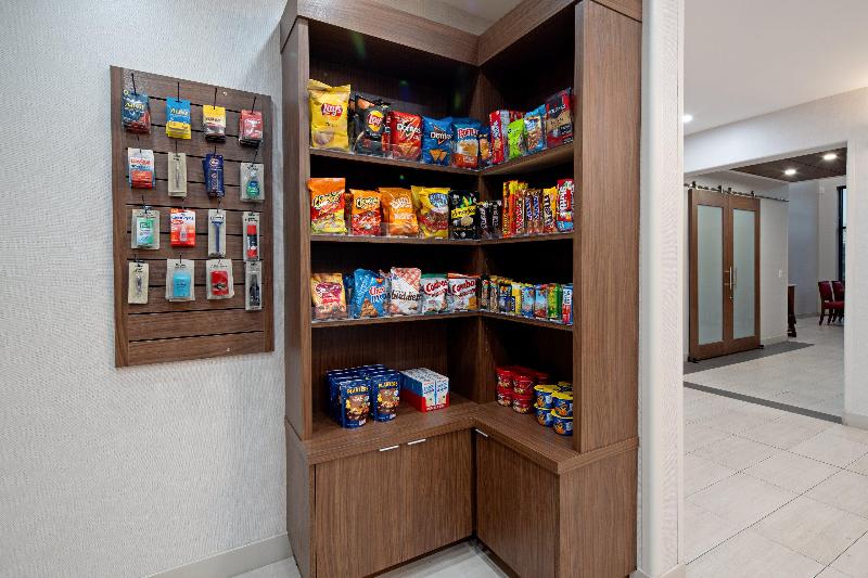 هتل Holiday Inn Express Fresno South, An Ihg