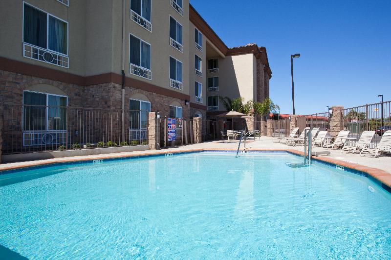 هتل Holiday Inn Express Fresno South, An Ihg