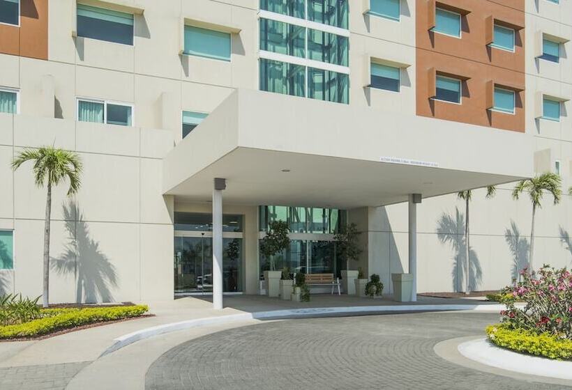 فندق Holiday Inn Express Manzanillo, An Ihg