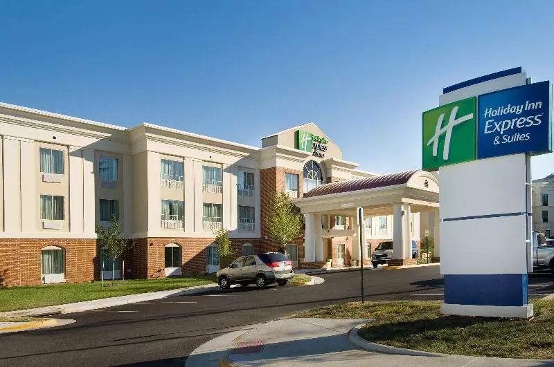 Hotel Holiday Inn Express & Suites Alexandria   Fort Belvoir, An Ihg