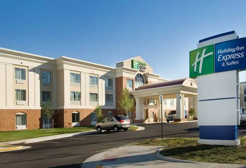 Hotel Holiday Inn Express & Suites Alexandria   Fort Belvoir, An Ihg