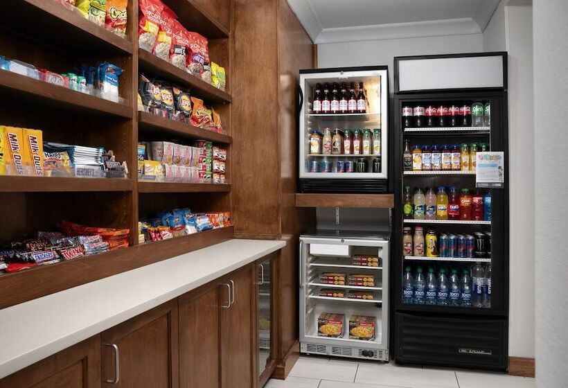 בית מלון כפרי Holiday Inn Express & Suites Alexandria   Fort Belvoir, An Ihg