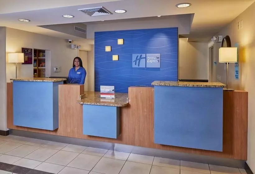 Otel Holiday Inn Express & Suites El Paso Airport, An Ihg
