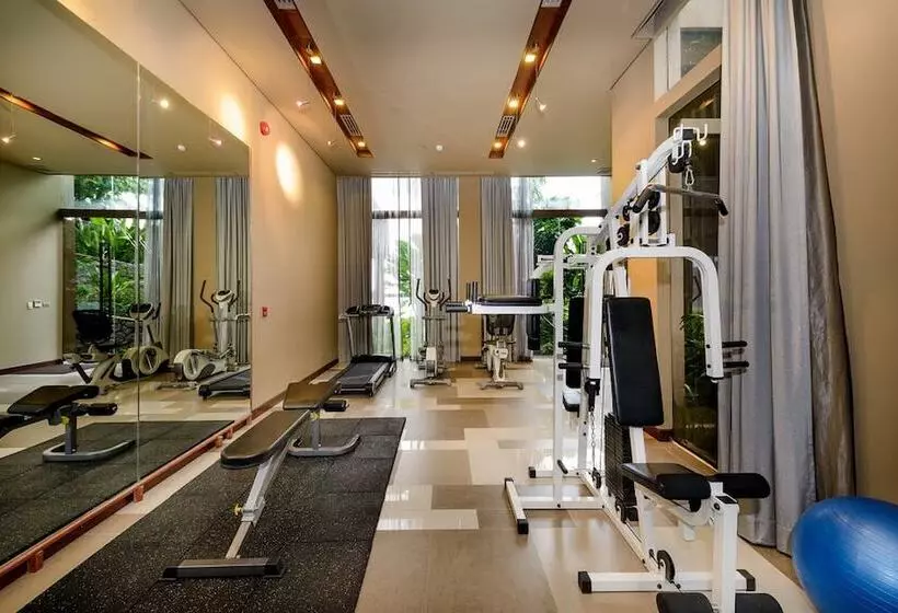 ホテル Impiana Private Villas Kata Noi