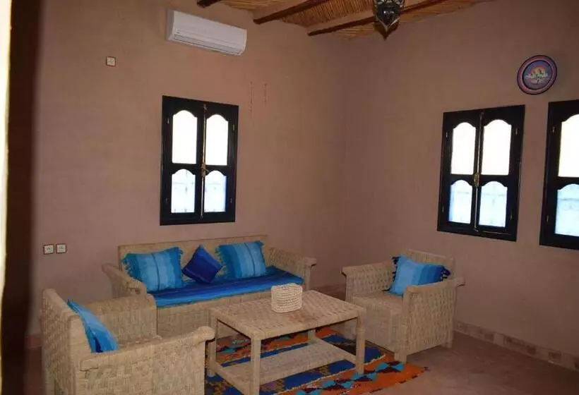 Отель Maison D Hotes La Tour De Toile