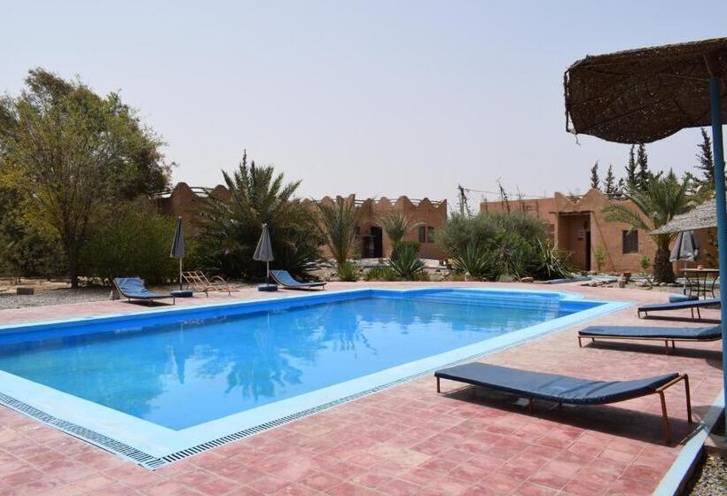 Отель Maison D Hotes La Tour De Toile