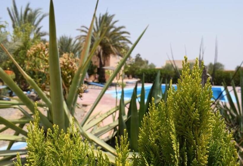 Отель Maison D Hotes La Tour De Toile