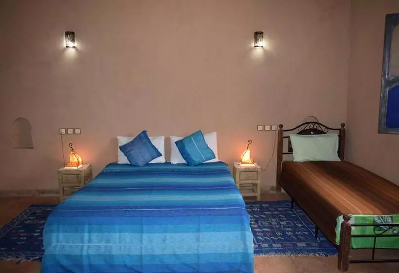 Отель Maison D Hotes La Tour De Toile