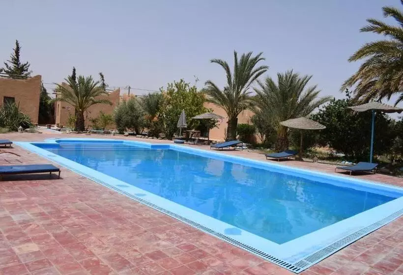 Отель Maison D Hotes La Tour De Toile